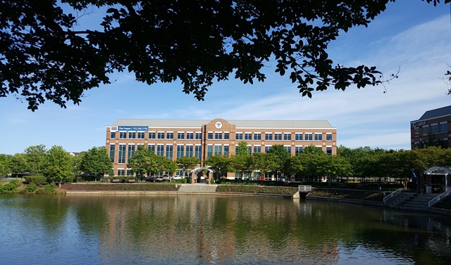 NAIOP Bus Tour and Trade Show